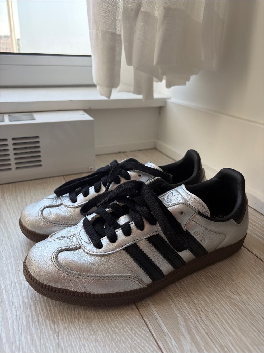 Adidas Women’s Samba Size 6.5